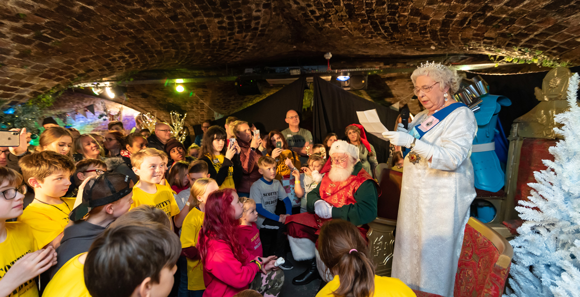 The children meet 'The Queen'