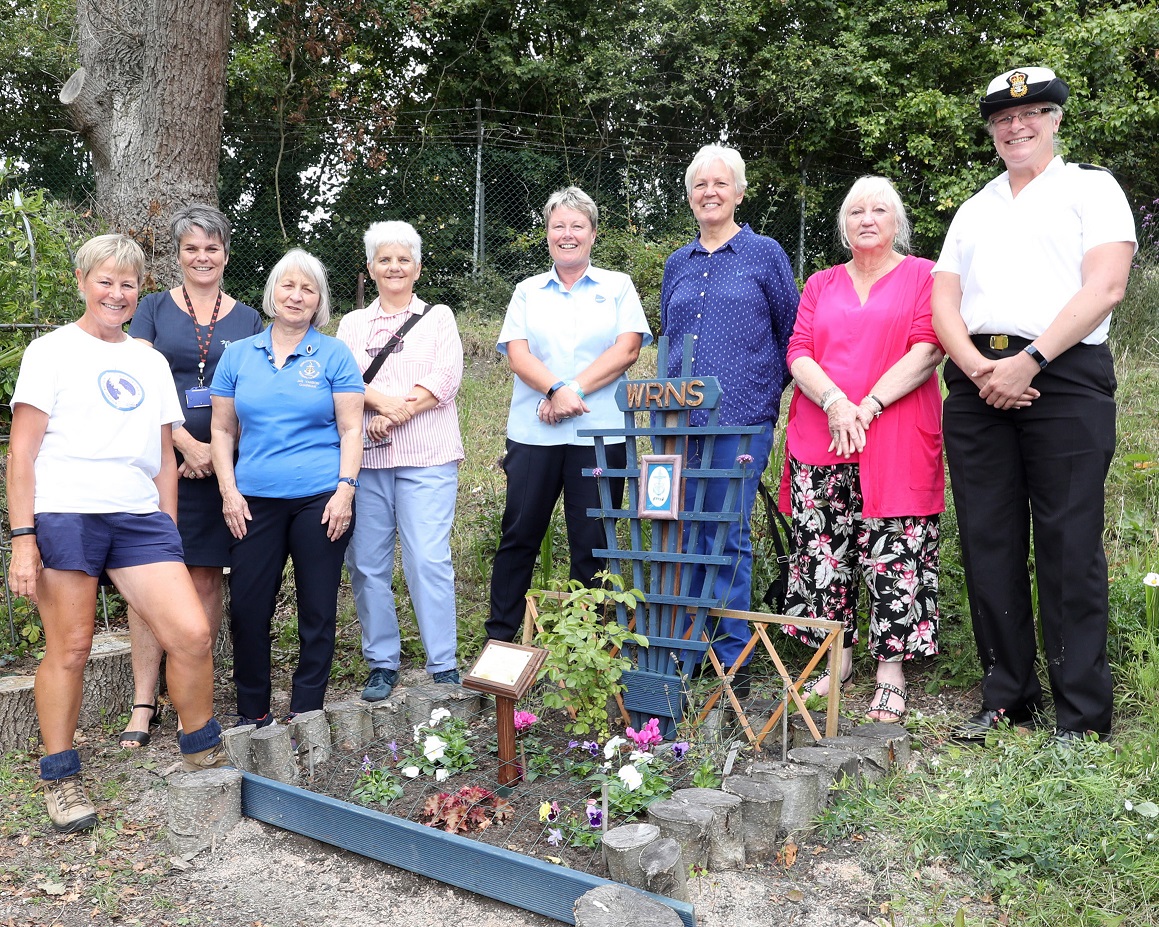 Former Wrens visiting Rose Garden at HMS Sultan